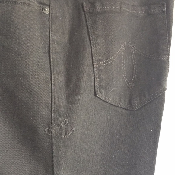 Level 99 Super soft fitting Dark Black Denim - Picture 5 of 11